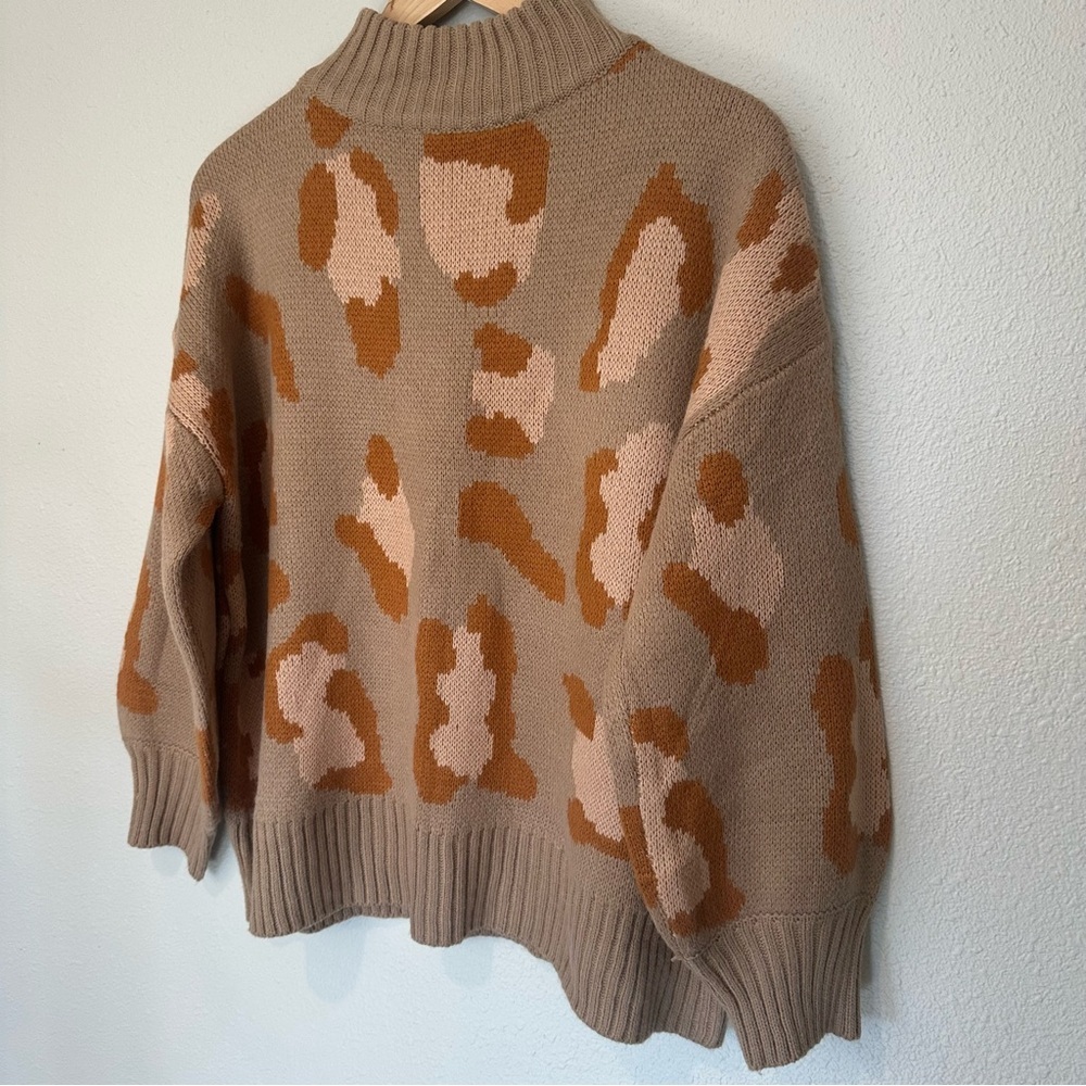 The Unbranded Brand Stylish Cowl Neck Sweater in Tan and Orange M - Picture 3 of 11